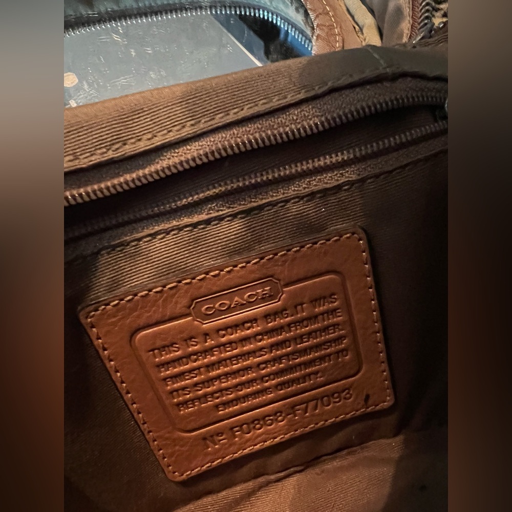 Coach Signature Makeup Bag - Picture 5 of 6